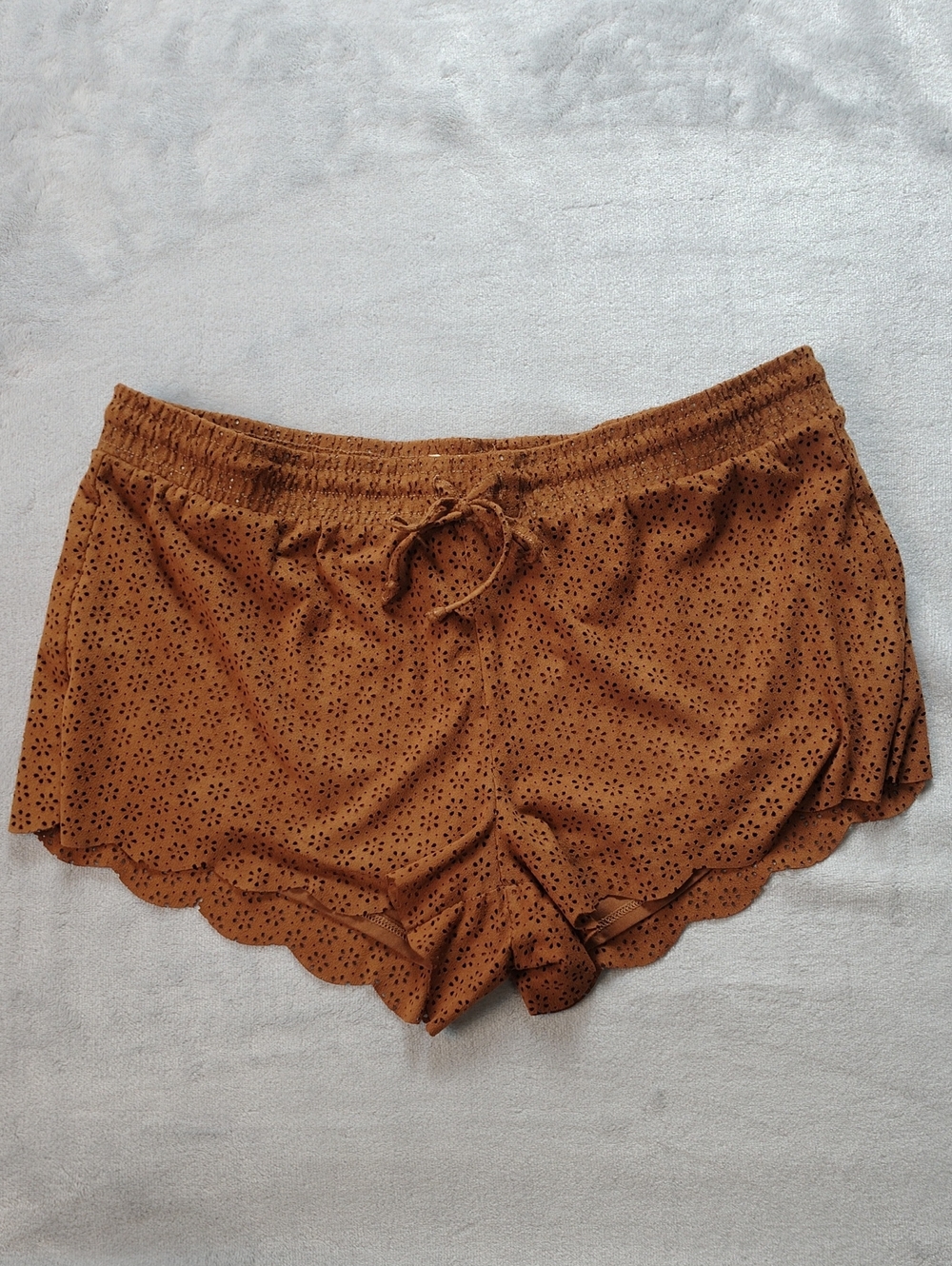 Mudd Brown Faux Suede Eyelet Shorts Size Large
